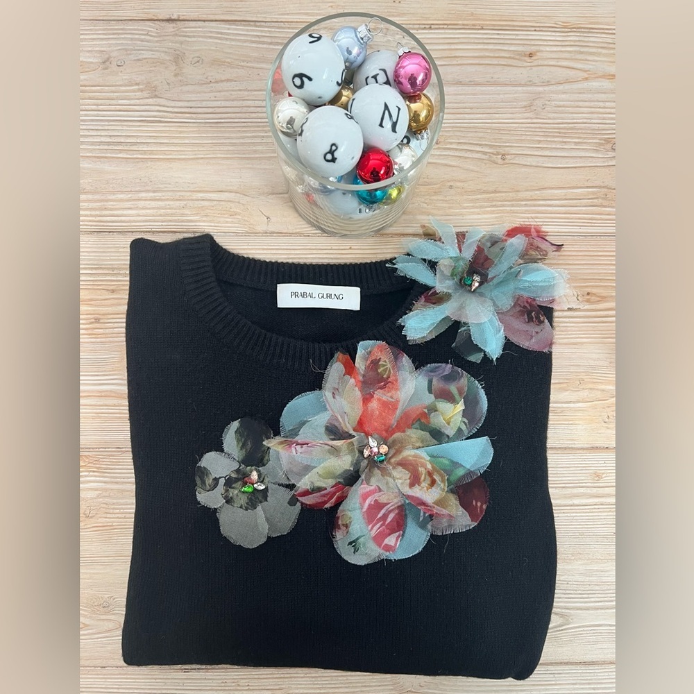 Prabal Gurung Black Cashmere Sweater w/ Floral Crystal Appliqués Sz S - Picture 5 of 5
